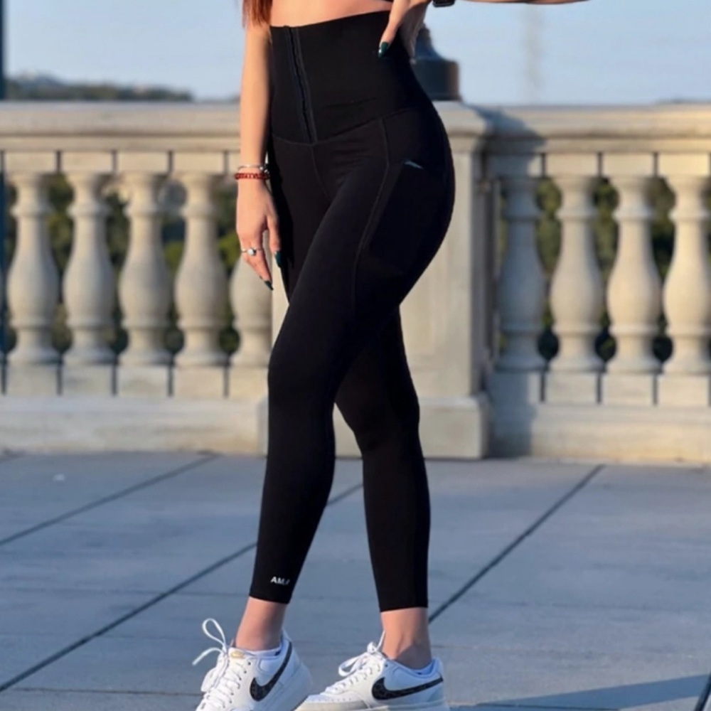 Athletics Motions Black High-Waisted Leggings with Built-In Waist Trainer Size S